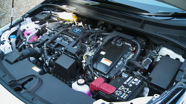 TOYOTA COROLLA TOURING SPORT 2.0 Hybrid 178 GR Sport 5dr CVT [Bi-tone]